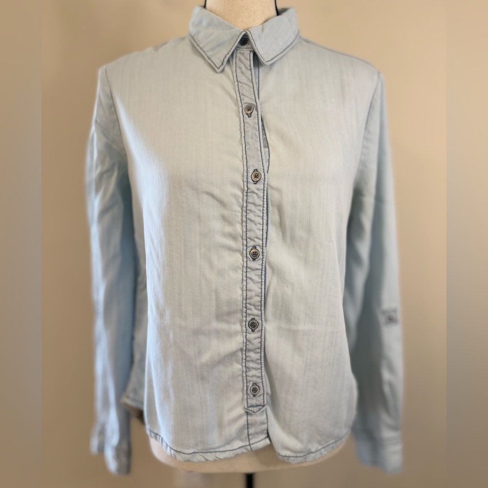 Holding Horses light denim lace button up shirt SZ SM